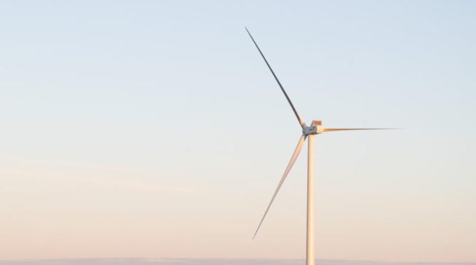 Helleniq Renewables România a achiziționat două proiecte de energie regenerabilă la scară largă în România